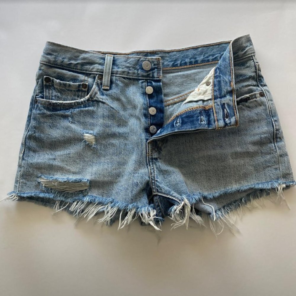 Levi's 501 Denim Shorts Distressed Classic Button Fly Shorts Size 27